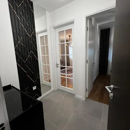 Apartament *